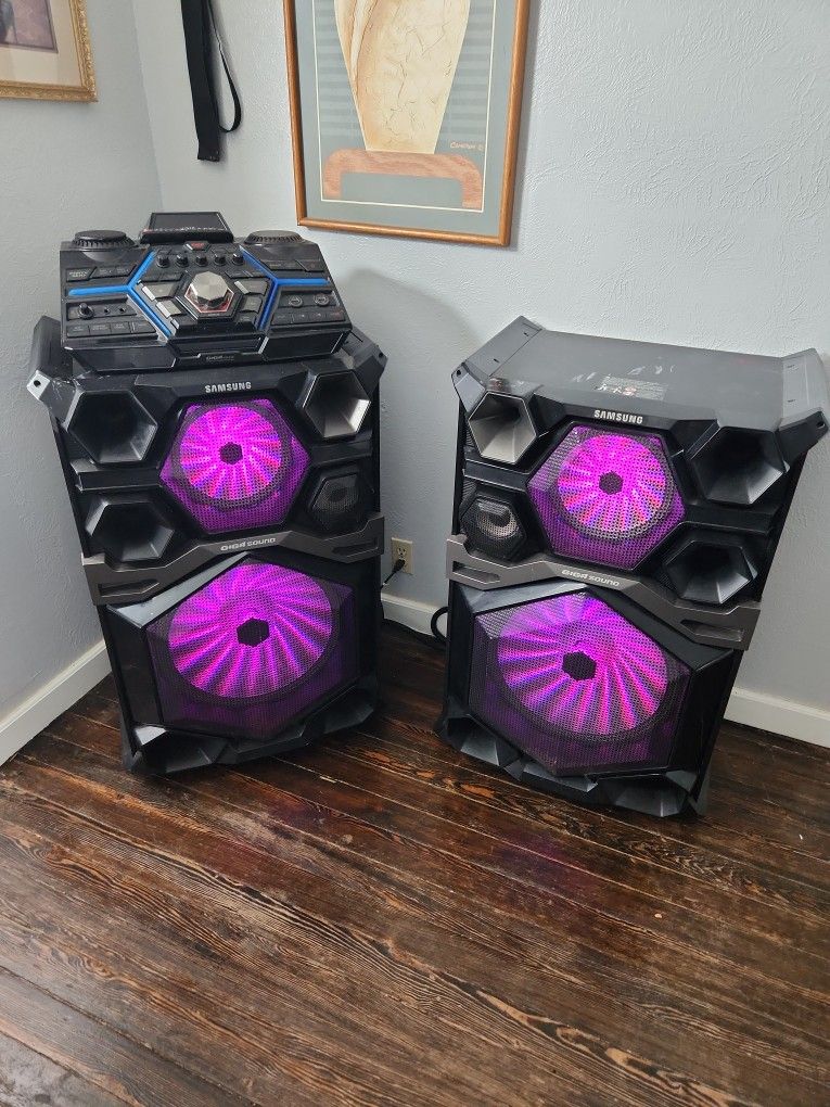 Amp Radio DJ SAMSUNG SPEAKERS