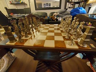 Savonarola Italian made Chess set Sturdy table and chairs