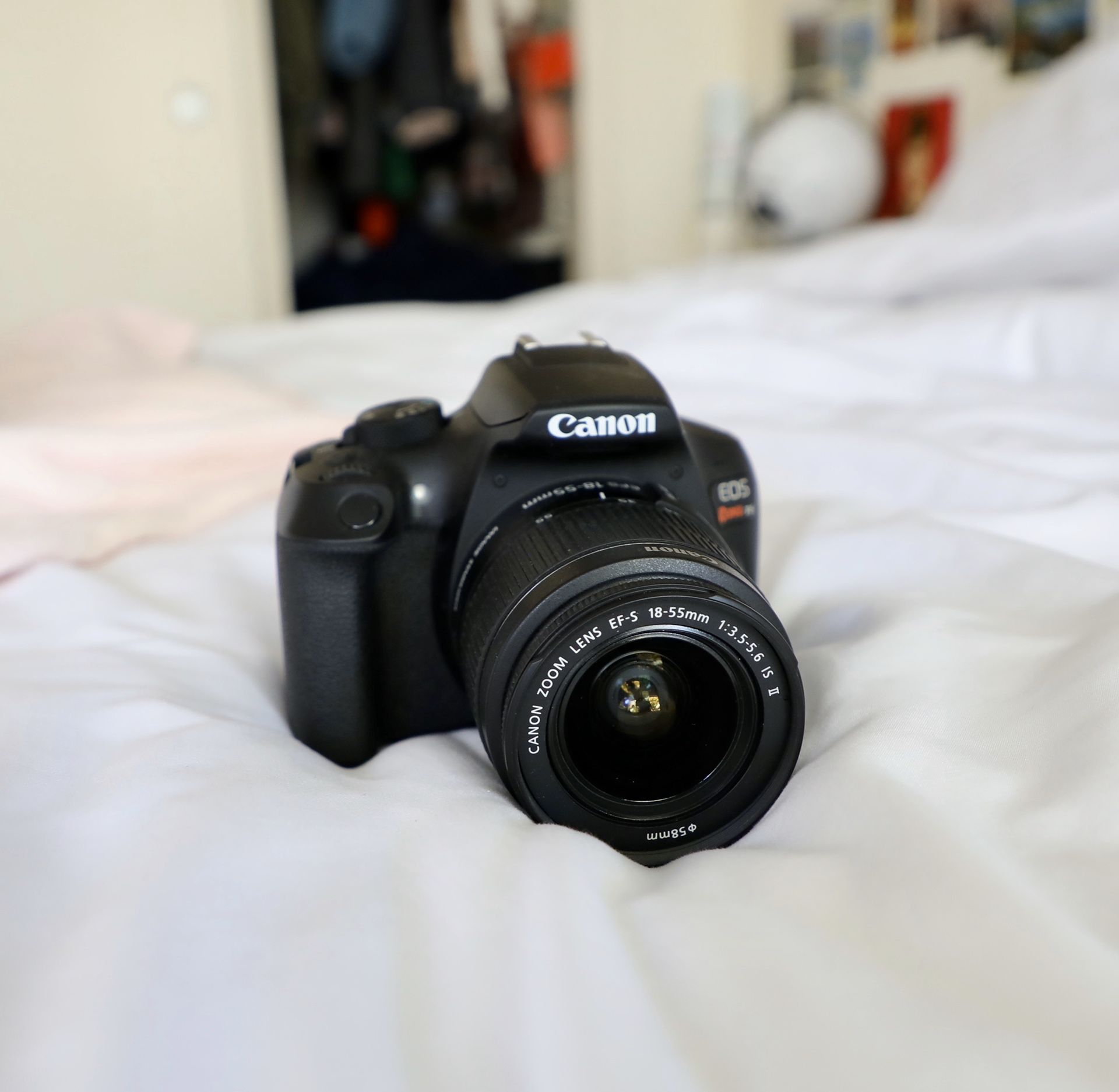 Canon EOS Rebel T6 DSLR Kit