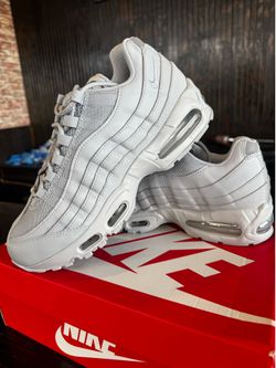 Grey 9 1/2 Air max 95’