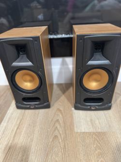 Klipsch RB-25 Cherry Bookshelf Speakers – Excellent Sound