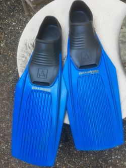 Fins Flippers 34 - 35, 2 - 3 US divers Aqua Lung Technisub