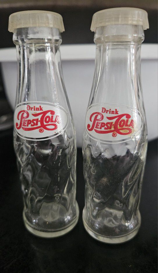 Vintage Pepsi Cola glass salt and pepper shakers. 
