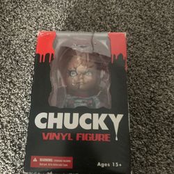Mezco chucky vinyl figure