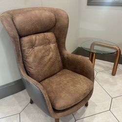 Chairs Must Go