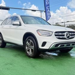 2021 Mercedes-Benz GLC 300