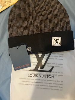 Lv hat