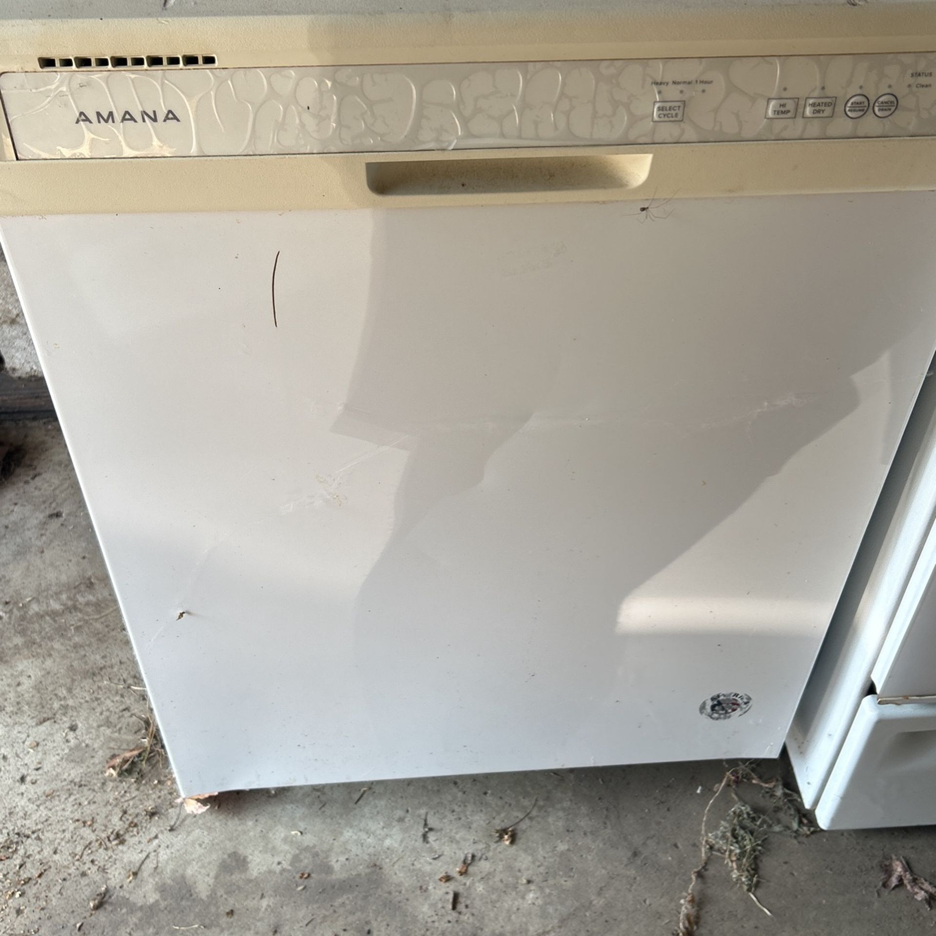 Amana Dishwasher