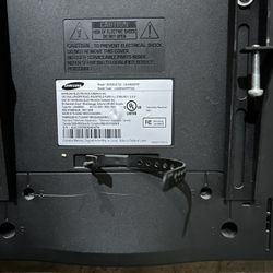 SAMSUNG 40”