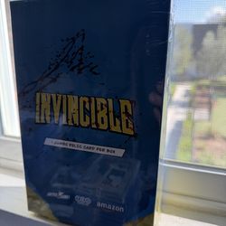 Invincible Season 1 Collection Blind Box – 1 Jumbo 5x7in