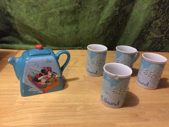 Mickey Mouse hot chocolate or tea set