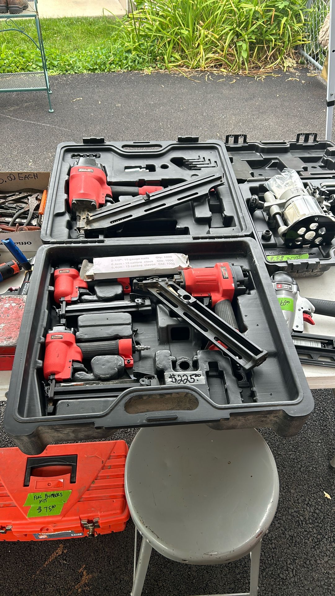 4 Pc. Pneumatic Nail Gun Kit NEW