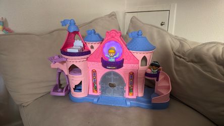 Little people pink castle