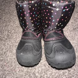 Toddler Size 8 Snow Boots 
