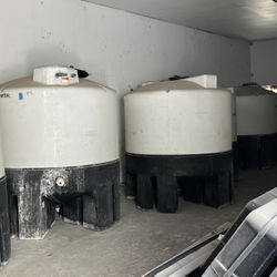 1050 Gallon Tank 