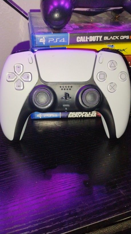 PS5 Controller like New