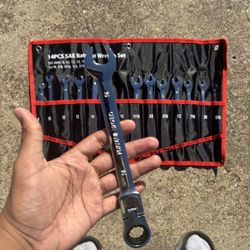 🔥 14PC Flex Head Wrench Set – Brand New 🔥