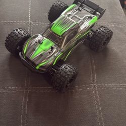 4X4 Fast RC Truck 1:14 Scale RC Cars 46+mph Brushless