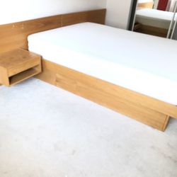 Queen Bed With Side Attached Drawers And Slats For Support