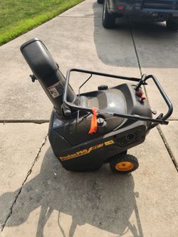 Poulan Pro PR111 21" Single-Stage Snow Blower – Fixer Upper / Project Repair