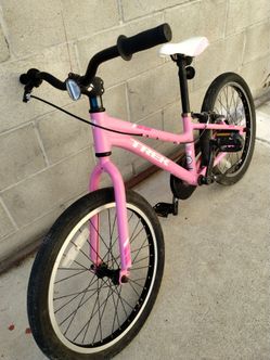 BICICLETA TREK