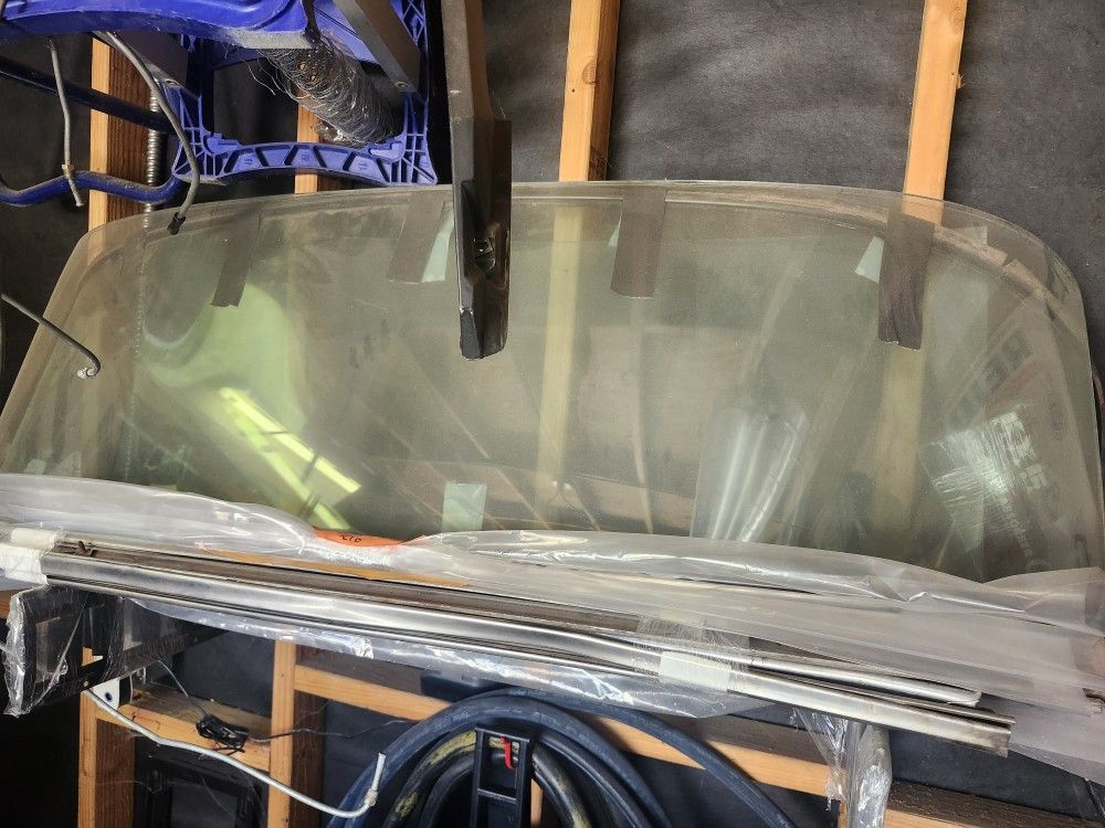 Chevy Front And Rear Windshield