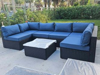 Black & Blue Modular Outdoor Sectional (7 Pieces) – 110" U-Shape, Assembled