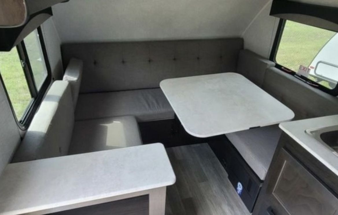 2024 Bushwhacker Plus Mini Rv
