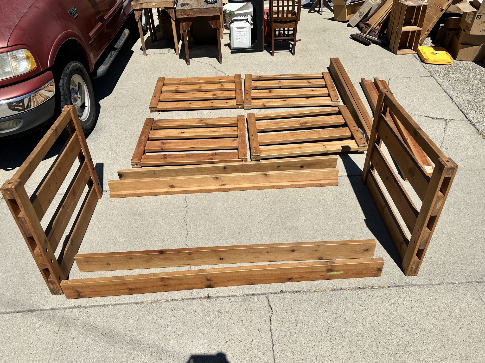Twin Bunk bed - twin over twin / L shaped - wood