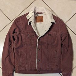 Levi's men's Sherpa jacket *multiple sizes available*