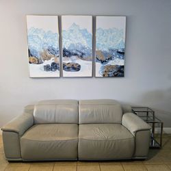 Leather couch - Sofá en cuero