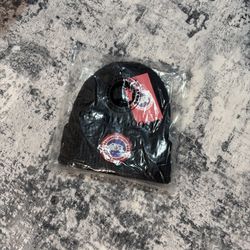 Black canada Goose Beenie