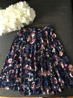 Women’s Floral Skirt