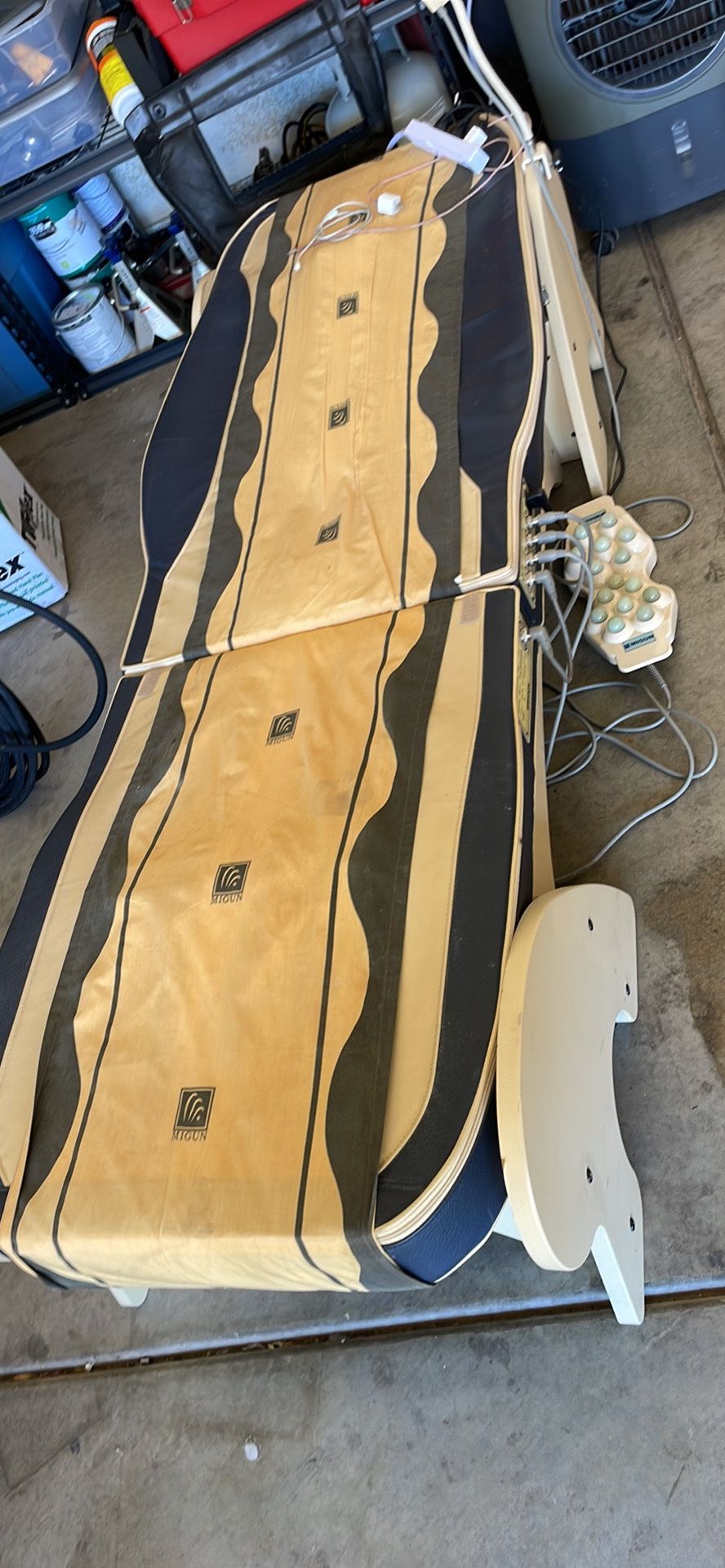 Migun HY7000 Massage Bed for Sale in Las Vegas, NV OfferUp
