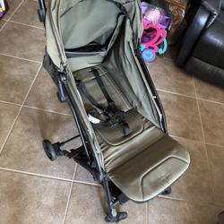 Foldable Travel Stroller 77407