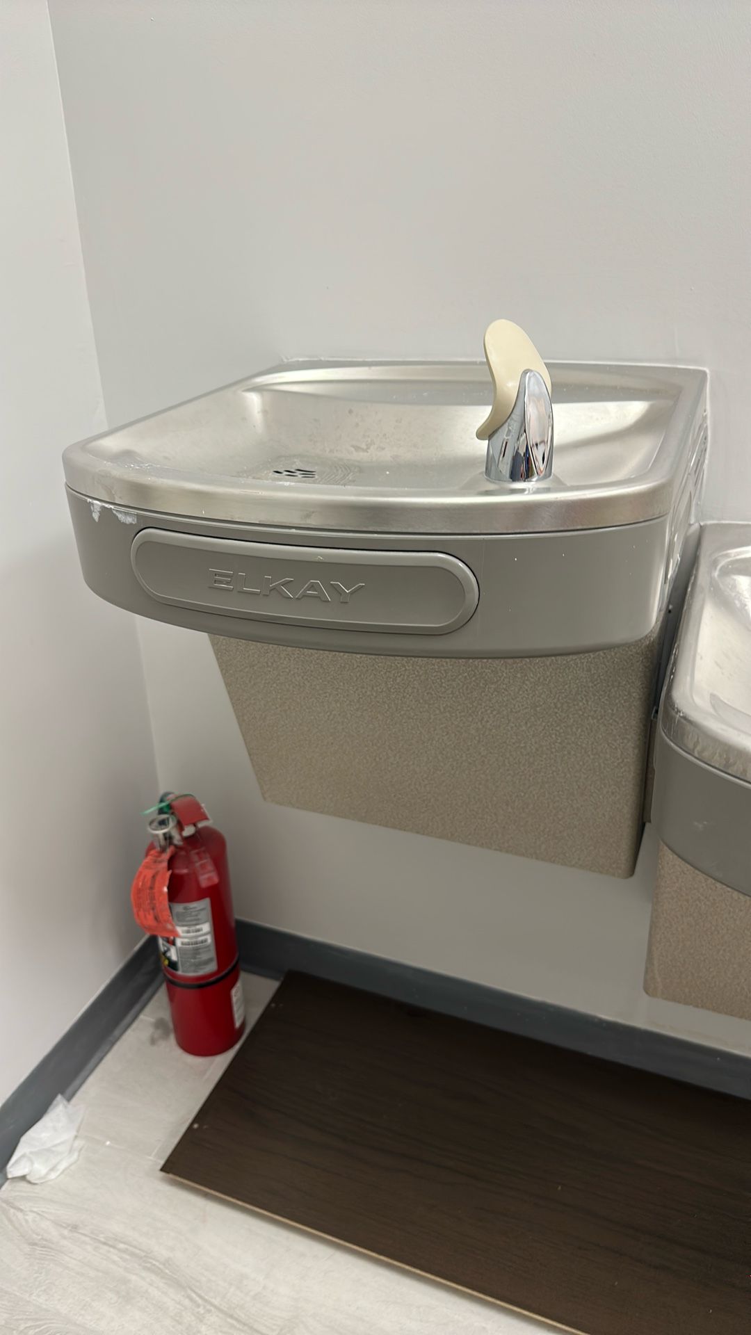 Handicap Assessable Water Fountains 