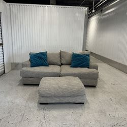 Nice Comfy Gray Sofa Couch With Ottoman 