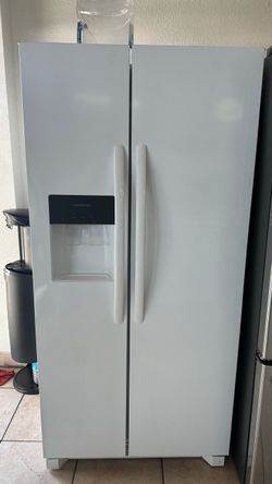 Fridge working whit waranthy and delivery