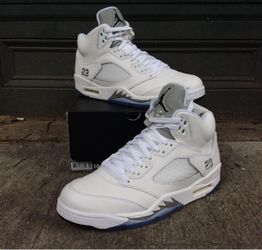 Jordan 5 Metallic White