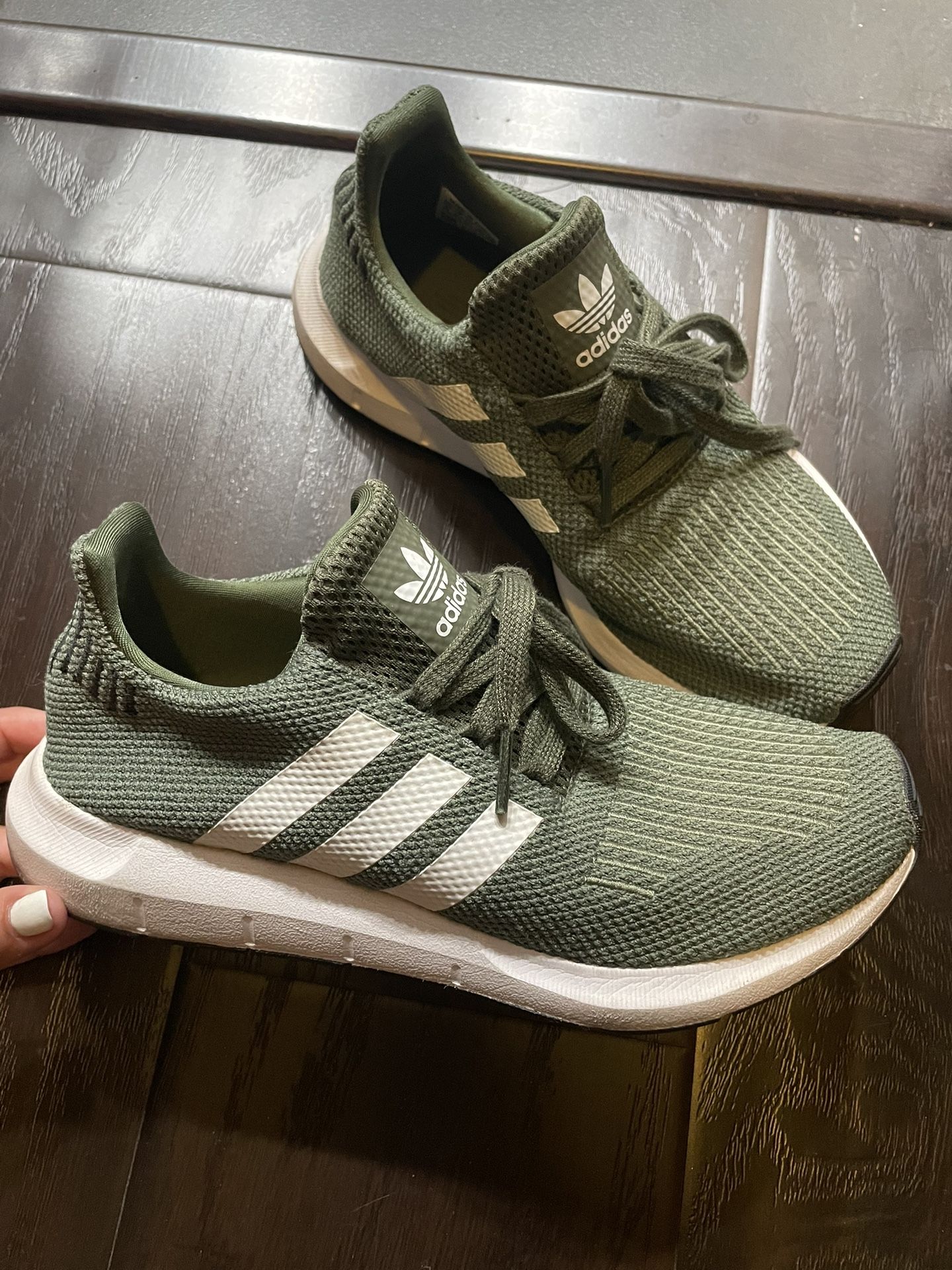 Like new Adidas sneakers
