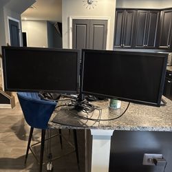 Dual Monitors With Stand 