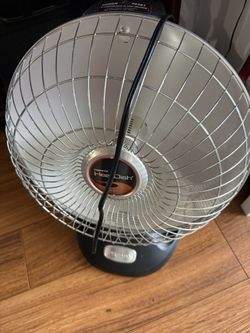 Presto HeatDish Plus Parabolic Electric Heater