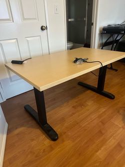 Light wood Powered Standing Desk