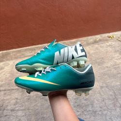 Nike mecurials 2017