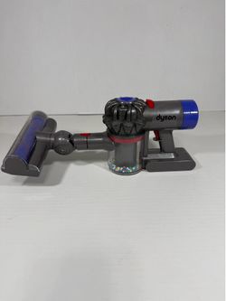 Kids toy vacuum Dyson works great