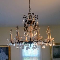 Chandelier 