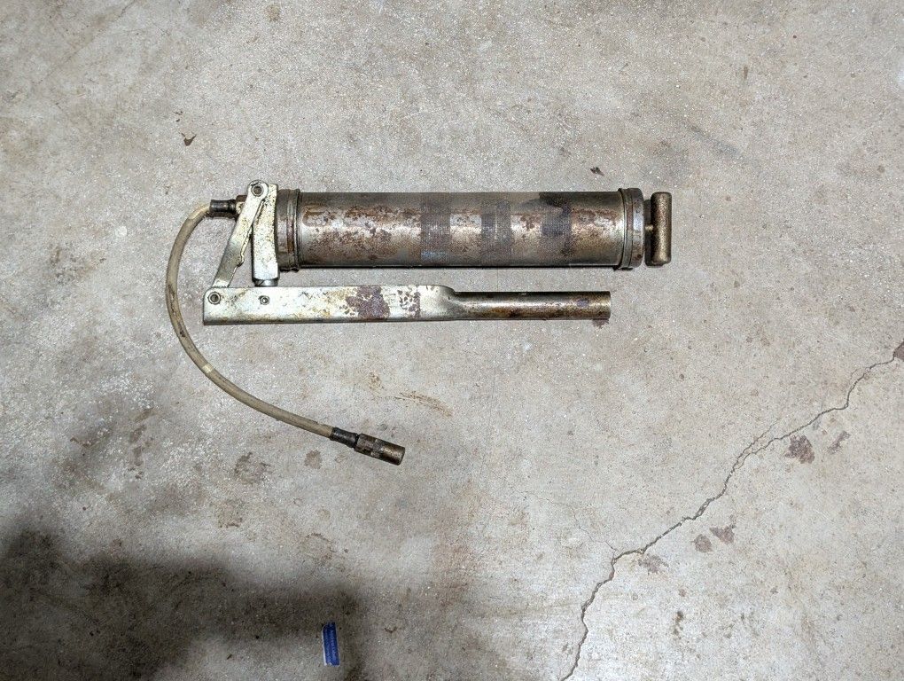 Greese Gun