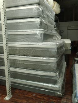 🌟🌟🌟$ 199 California King Pillow Top Mattress Only $ 199 🌟🌟🌟