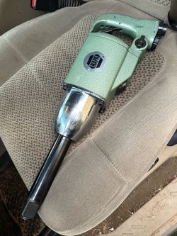 Napa 1in air gun / 1 in sq drive