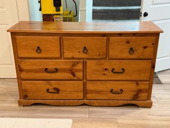 7-Drawer Pine Wood Dresser
